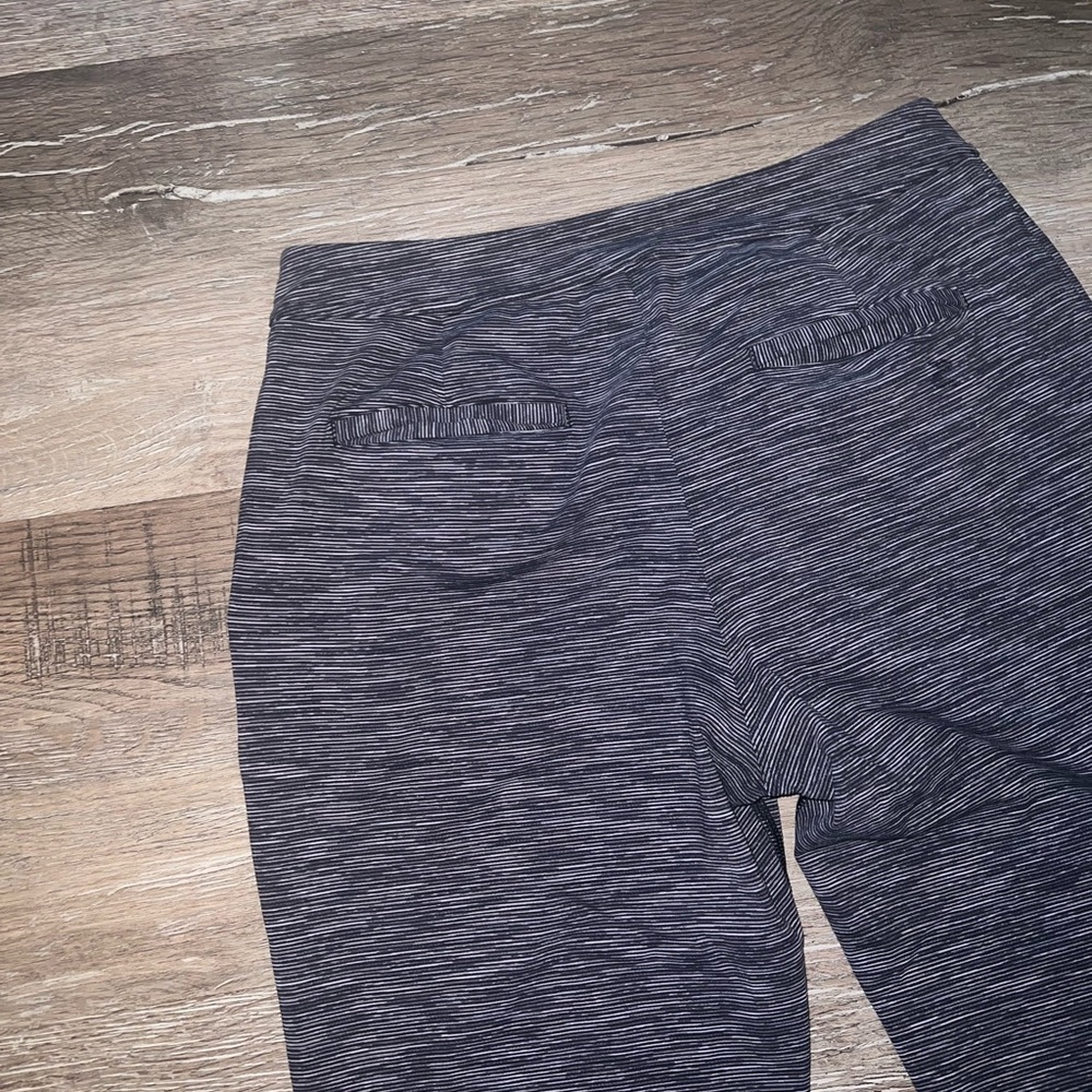 Lululemon Jet Pant Grey Jogger Style - Picture 3 of 10